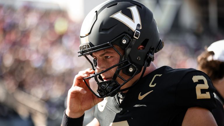 The Fall of Giants: Vanderbilt Upsets Alabama in CFB Thriller